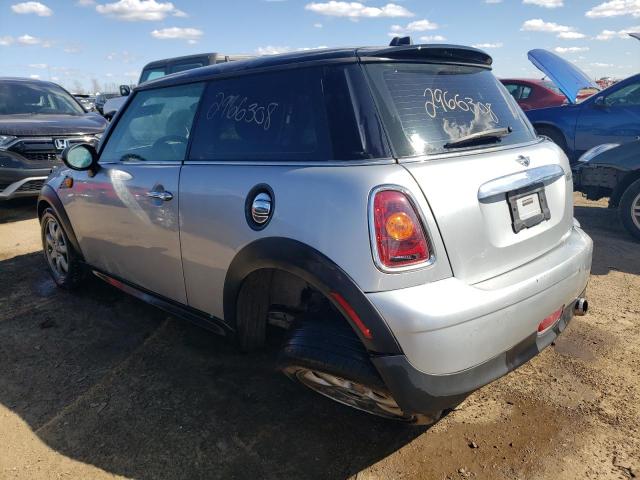 Photo 2 from auction – 2007 MINI COOPER with VIN WMWMF335X7TL68359