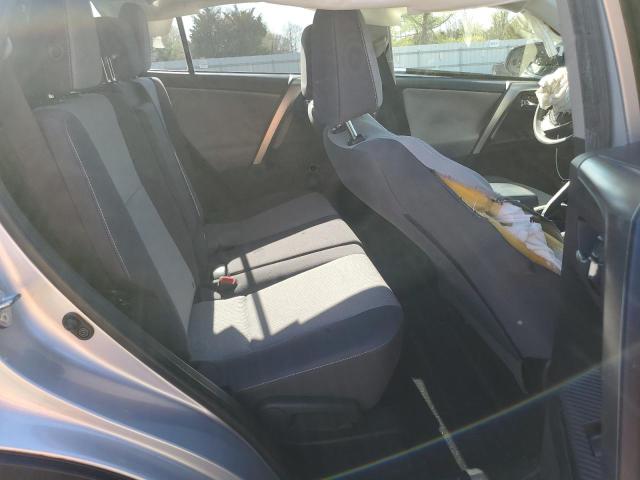 Photo 10 from auction – 2015 TOYOTA RAV4 XLE with VIN JTMRFREV3FD134095