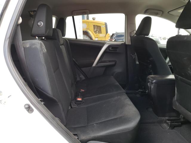 Photo 11 from auction – 2018 TOYOTA RAV4 LE with VIN 2T3BFREVXJW757341