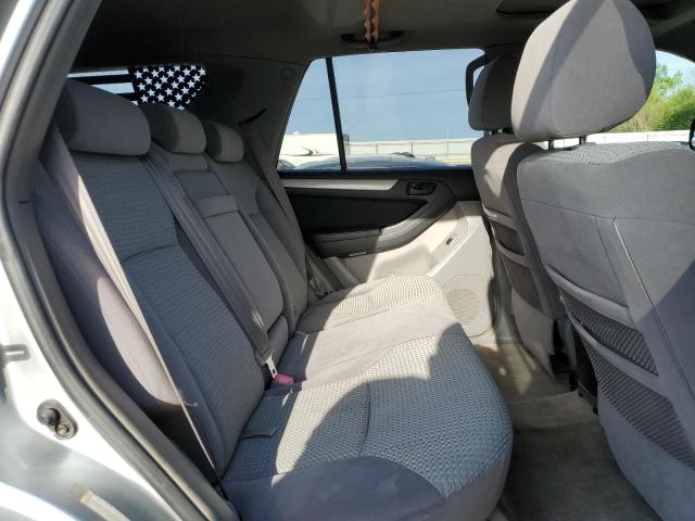Photo 11 from auction – 2004 TOYOTA 4RUNNER SR with VIN JTEBU14R140052489
