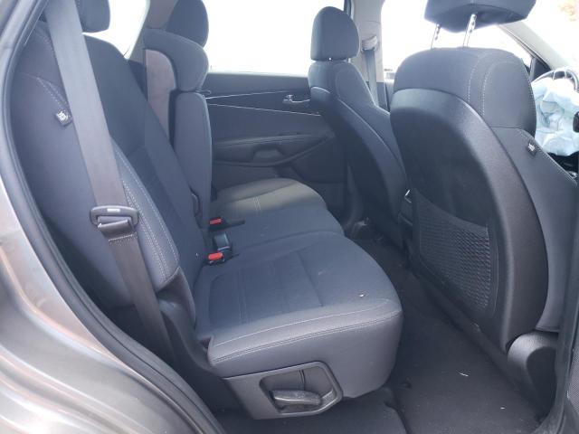 Photo 10 from auction – 2018 KIA SORENTO LX with VIN 5XYPG4A37JG407447