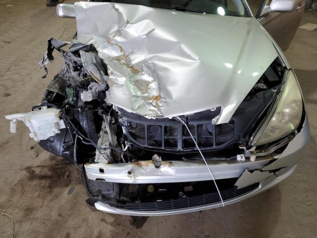 Photo 11 from auction – 2004 LEXUS ES 330 with VIN JTHBA30G545049819