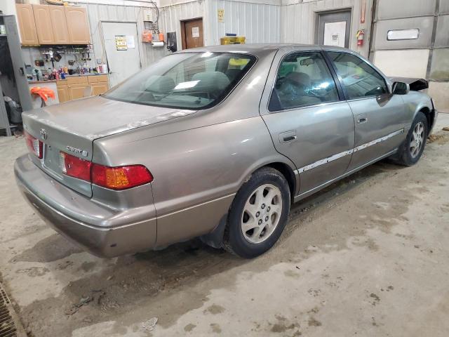 Photo 3 from auction – 2000 TOYOTA CAMRY CE with VIN JT2BG22K9Y0481045