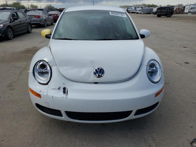 Photo 5 from auction – 2010 VOLKSWAGEN NEW BEETLE with VIN 3VWPG3AG2AM013240
