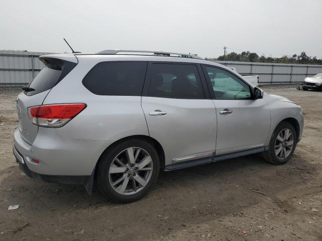 Photo 3 from auction – 2013 NISSAN PATHFINDER with VIN 5N1AR2MM4DC676275