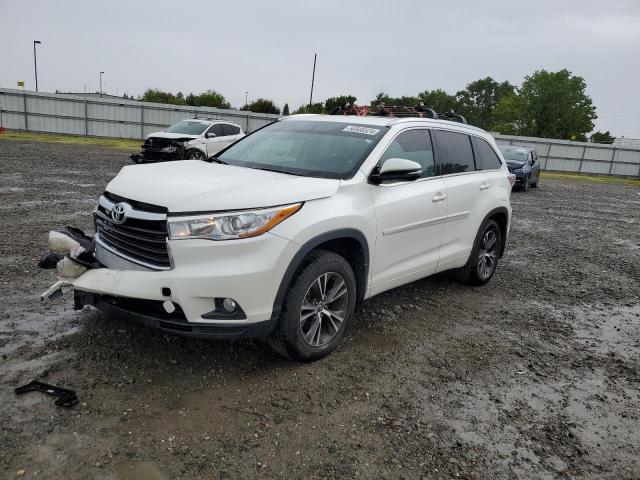TOYOTA HIGHLANDER 2016 with VIN 5TDJKRFH2GS330200 - Photo from auction