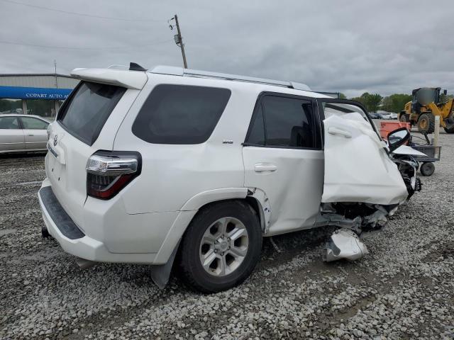 Photo 3 from auction – 2017 TOYOTA 4RUNNER SR with VIN JTEZU5JR0H5151176