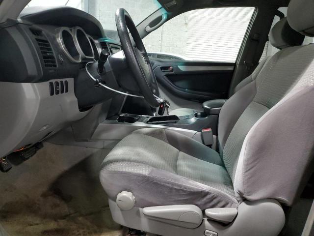 Photo 7 from auction – 2004 TOYOTA 4RUNNER SR with VIN JTEBT14R848014567