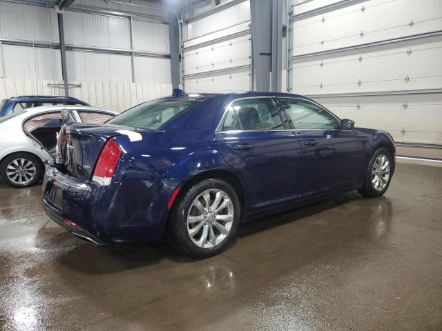 Photo 3 from auction – 2017 CHRYSLER 300 LIMITE with VIN 2C3CCARG6HH521990