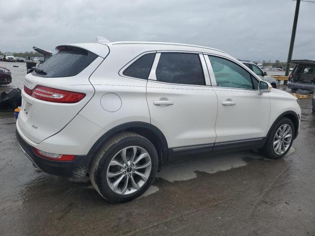 Photo 3 from auction – 2018 LINCOLN MKC SELECT with VIN 5LMCJ2C98JUL20461