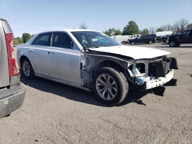 Photo 4 from auction – 2015 CHRYSLER 300 LIMITE with VIN 2C3CCAAG5FH833016
