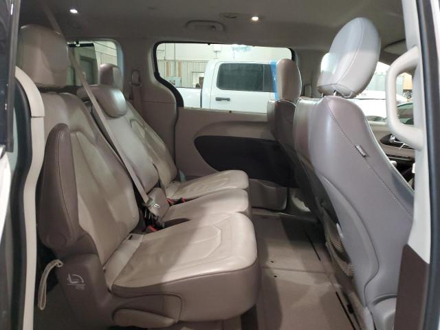Photo 11 from auction – 2017 CHRYSLER PACIFICA T with VIN 2C4RC1BG7HR810452