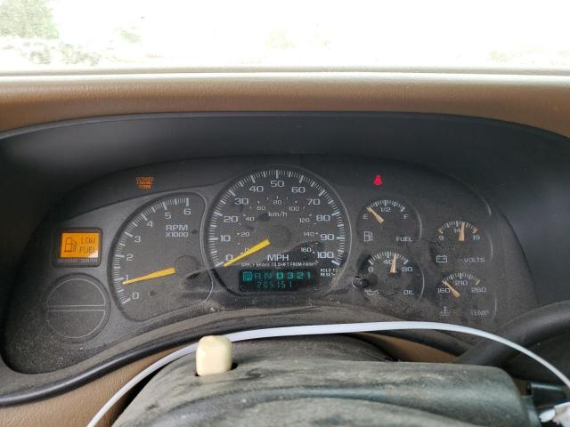 Photo 9 from auction – 2000 CHEVROLET SILVERADO with VIN 1GCEK19T7YE253575
