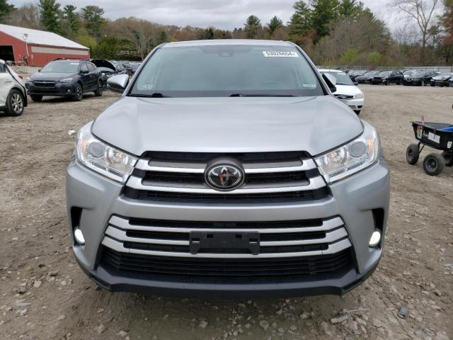 Photo 5 from auction – 2018 TOYOTA HIGHLANDER with VIN 5TDBZRFH2JS912465
