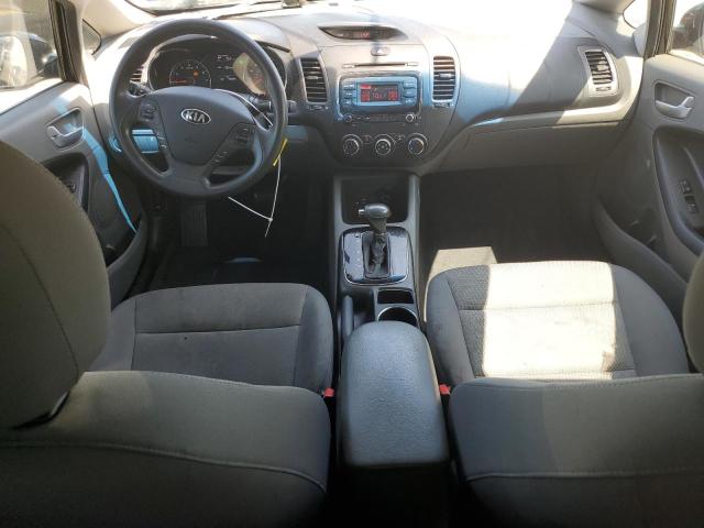 Photo 8 from auction – 2017 KIA FORTE LX with VIN 3KPFK4A7XHE056912