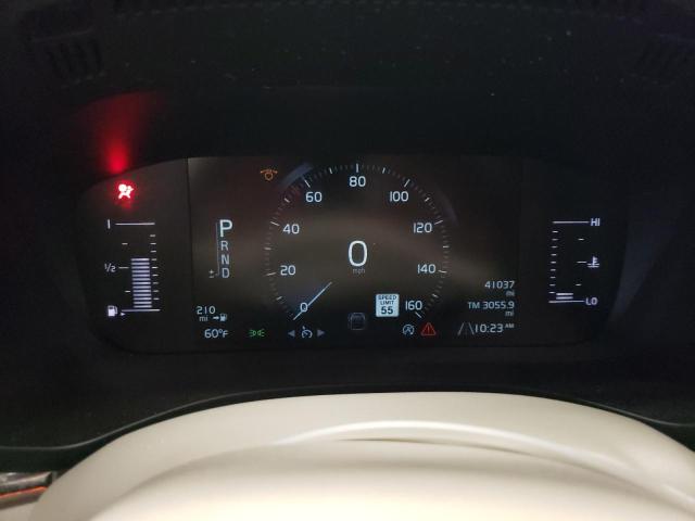Photo 9 from auction – 2019 VOLVO XC60 T5 with VIN LYV102RK2KB223344