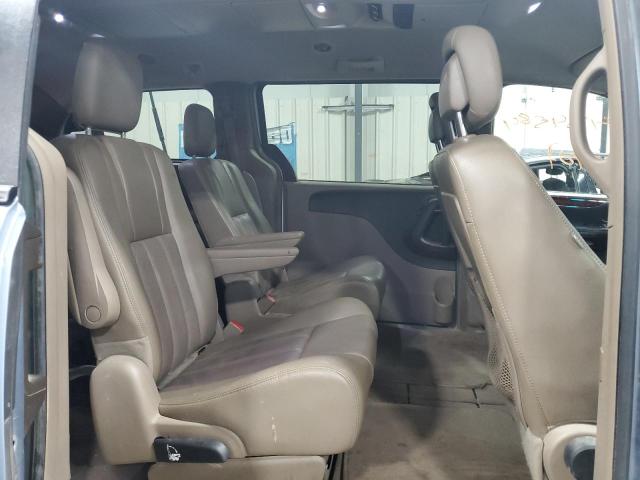 Photo 11 from auction – 2012 CHRYSLER TOWN & COU with VIN 2C4RC1BGXCR400902