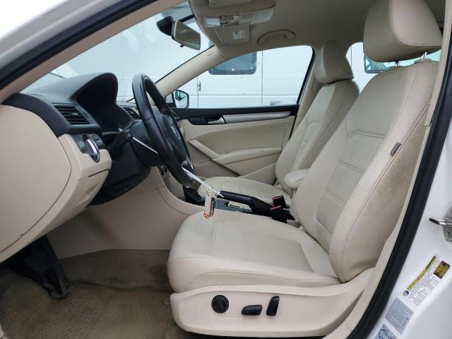 Photo 7 from auction – 2015 VOLKSWAGEN PASSAT S with VIN 1VWAS7A36FC079081