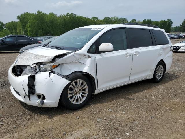 TOYOTA SIENNA XLE 2011 with VIN 5TDYK3DC0BS005069 - Photo from auction
