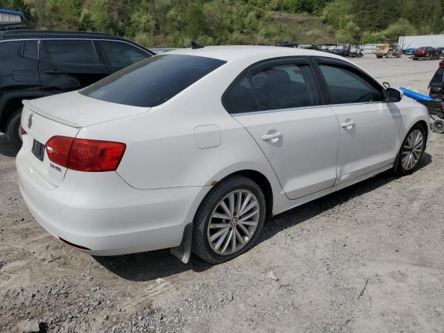 Photo 3 from auction – 2011 VOLKSWAGEN JETTA SEL with VIN 3VWLZ7AJ0BM348347