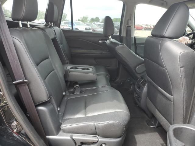 Photo 11 from auction – 2017 HONDA PILOT TOUR with VIN 5FNYF5H94HB004907