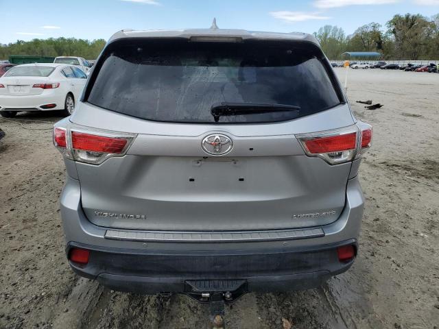 Photo 6 from auction – 2016 TOYOTA HIGHLANDER with VIN 5TDDKRFH2GS275860