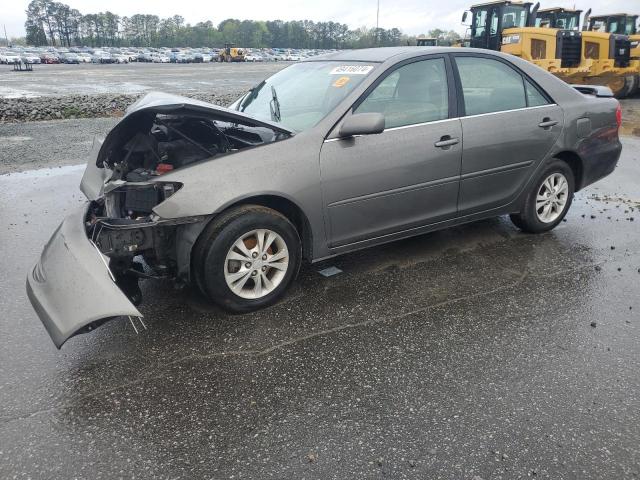 Photo 1 from auction – 2004 TOYOTA CAMRY LE with VIN 4T1BF32K64U587032