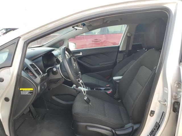 Photo 7 from auction – 2017 KIA FORTE LX with VIN 3KPFK4A78HE152201