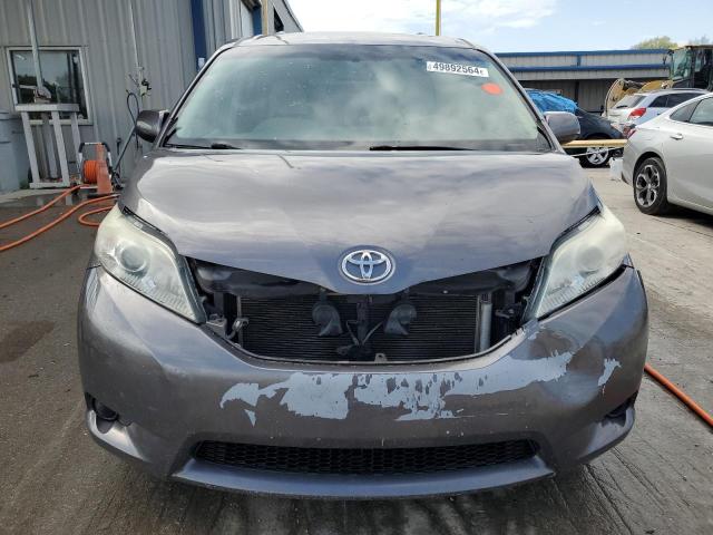 Zdjęcie 5 z aukcji – 2012 TOYOTA SIENNA LE z VIN 5TDKK3DC1CS237803