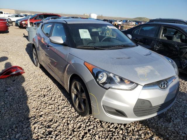 Photo 4 from auction – 2015 HYUNDAI VELOSTER with VIN KMHTC6AD4FU236852