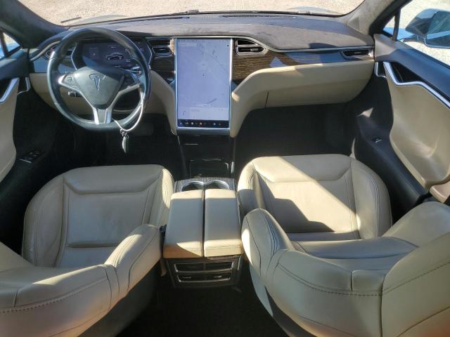 Photo 8 from auction – 2015 TESLA MODEL S 85 with VIN 5YJSA1H27FF094437