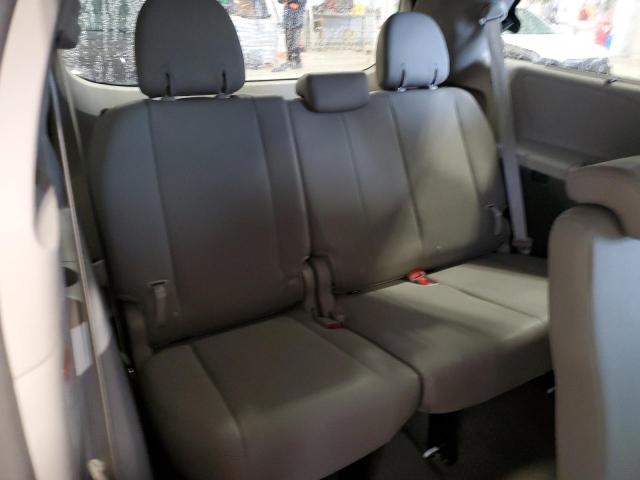 Photo 10 from auction – 2015 TOYOTA SIENNA XLE with VIN 5TDYK3DC3FS561107