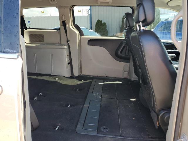 Photo 11 from auction – 2012 CHRYSLER TOWN & COU with VIN 2C4RC1BGXCR330351