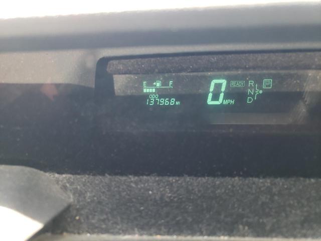 Photo 9 from auction – 2005 TOYOTA PRIUS with VIN JTDKB20U053068077