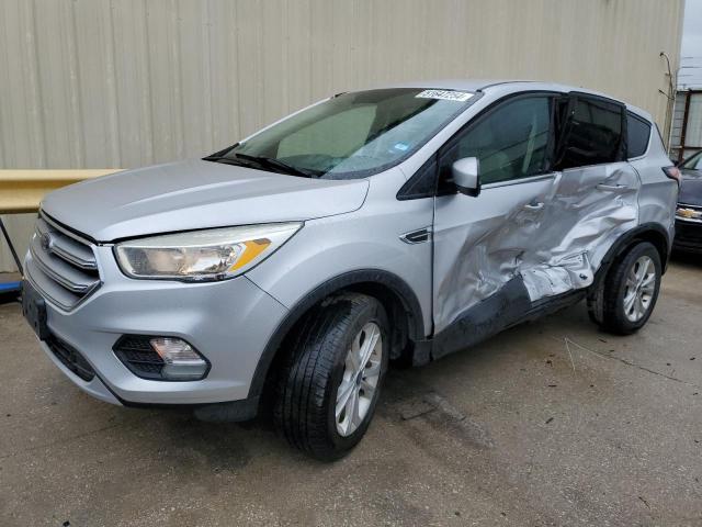 FORD ESCAPE SE 2017 with VIN 1FMCU0G95HUC99006 - Photo from auction