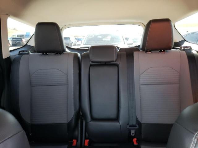 Photo 10 from auction – 2017 FORD ESCAPE SE with VIN 1FMCU9GD2HUB07873