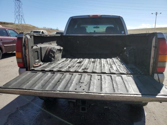 Photo 6 from auction – 2002 CHEVROLET SILVERADO with VIN 2GCEK19V421150527