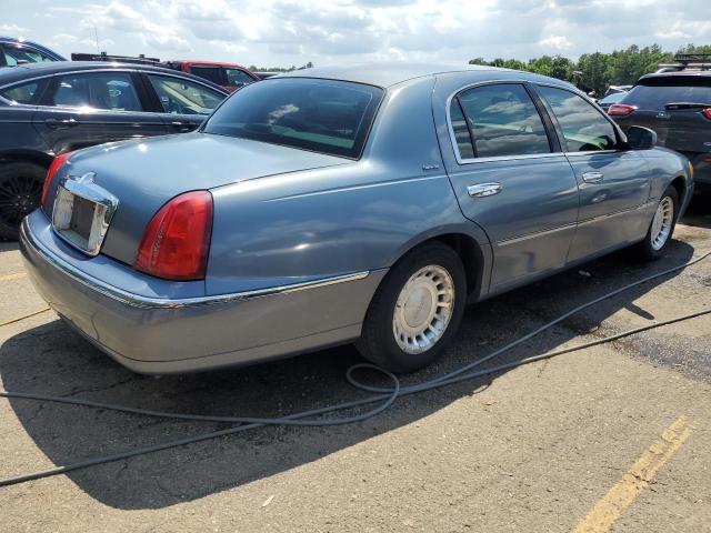 Photo 3 from auction – 2000 LINCOLN TOWN CAR E with VIN 1LNHM81W7YY823655