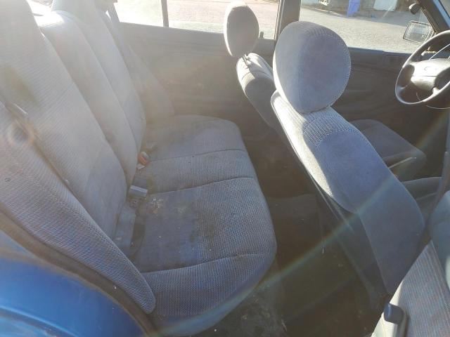 Photo 10 from auction – 1994 FORD ESCORT LX with VIN 3FARP13J8RR100671