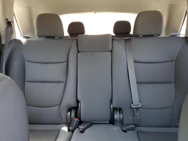 Photo 10 from auction – 2013 KIA SORENTO LX with VIN 5XYKTDA65DG341680