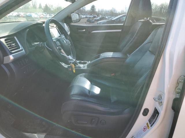 Photo 7 from auction – 2016 TOYOTA HIGHLANDER with VIN 5TDJKRFH9GS231048