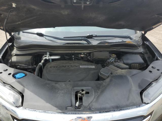 Photo 12 from auction – 2017 HONDA PILOT TOUR with VIN 5FNYF5H94HB004907