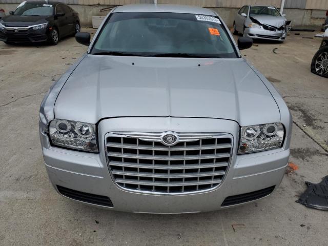 Photo 5 from auction – 2006 CHRYSLER 300 with VIN 2C3KA43R76H470252