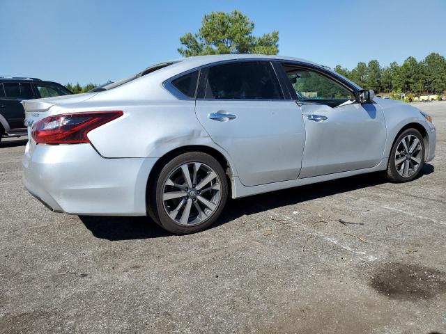 Photo 3 from auction – 2017 NISSAN ALTIMA 3.5 with VIN 1N4BL3AP7HC134095