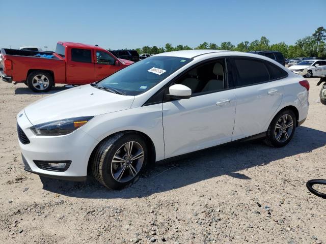 FORD FOCUS SE 2018 مع رقم تعريف المركبة 1FADP3FE7JL311240 - صورة من المزاد