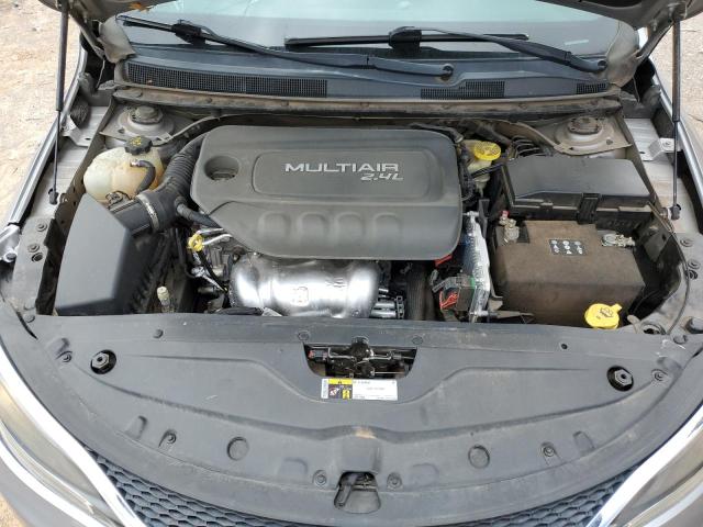 Photo 11 from auction – 2015 CHRYSLER 200 LIMITE with VIN 1C3CCCAB5FN623166