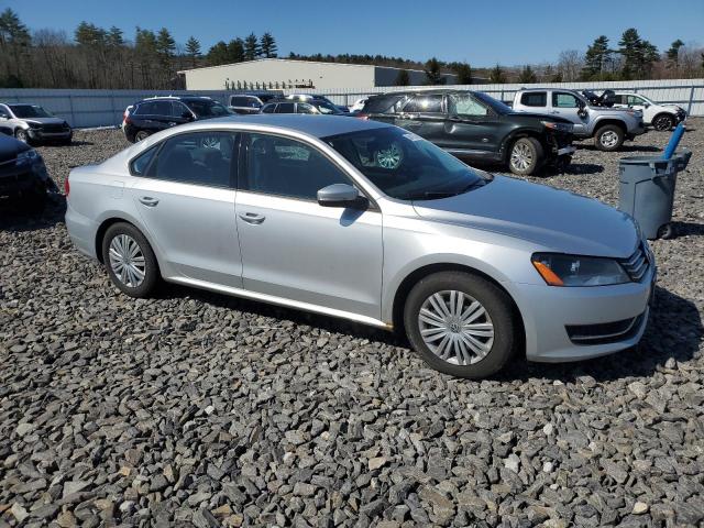 Photo 4 from auction – 2014 VOLKSWAGEN PASSAT S with VIN 1VWAT7A38EC060527