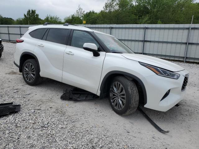 Photo 4 from auction – 2020 TOYOTA HIGHLANDER with VIN 5TDFZRBH9LS016271