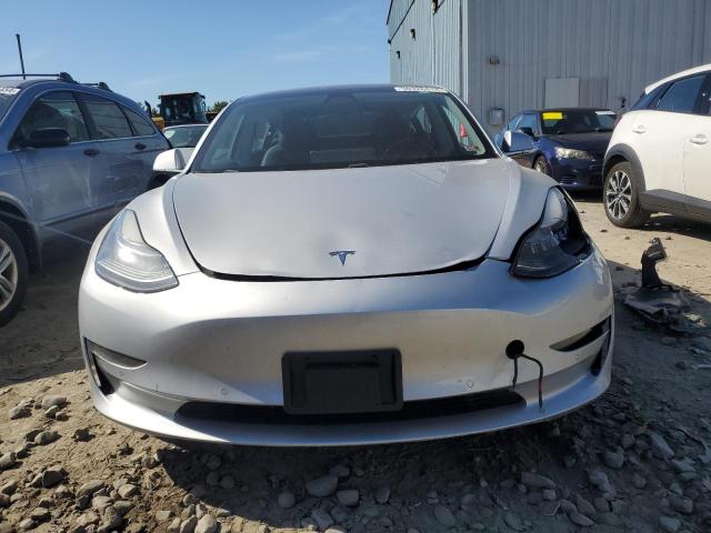 Photo 5 from auction – 2018 TESLA MODEL 3 with VIN 5YJ3E1EA8JF060889