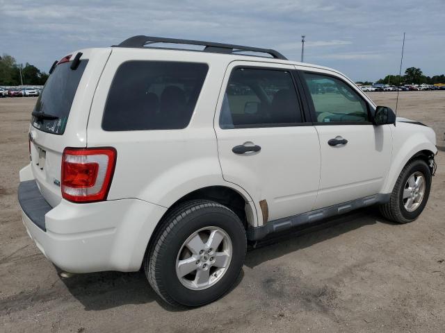 Photo 3 from auction – 2010 FORD ESCAPE XLT with VIN 1FMCU0DG8AKD09693